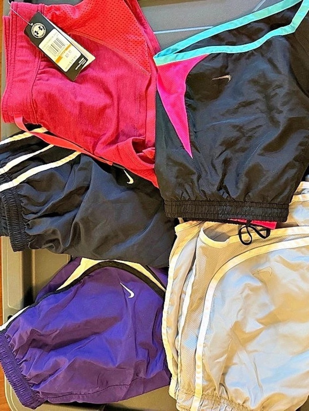 5 athletic shorts Nike Running Shorts & under armor Women's Lot